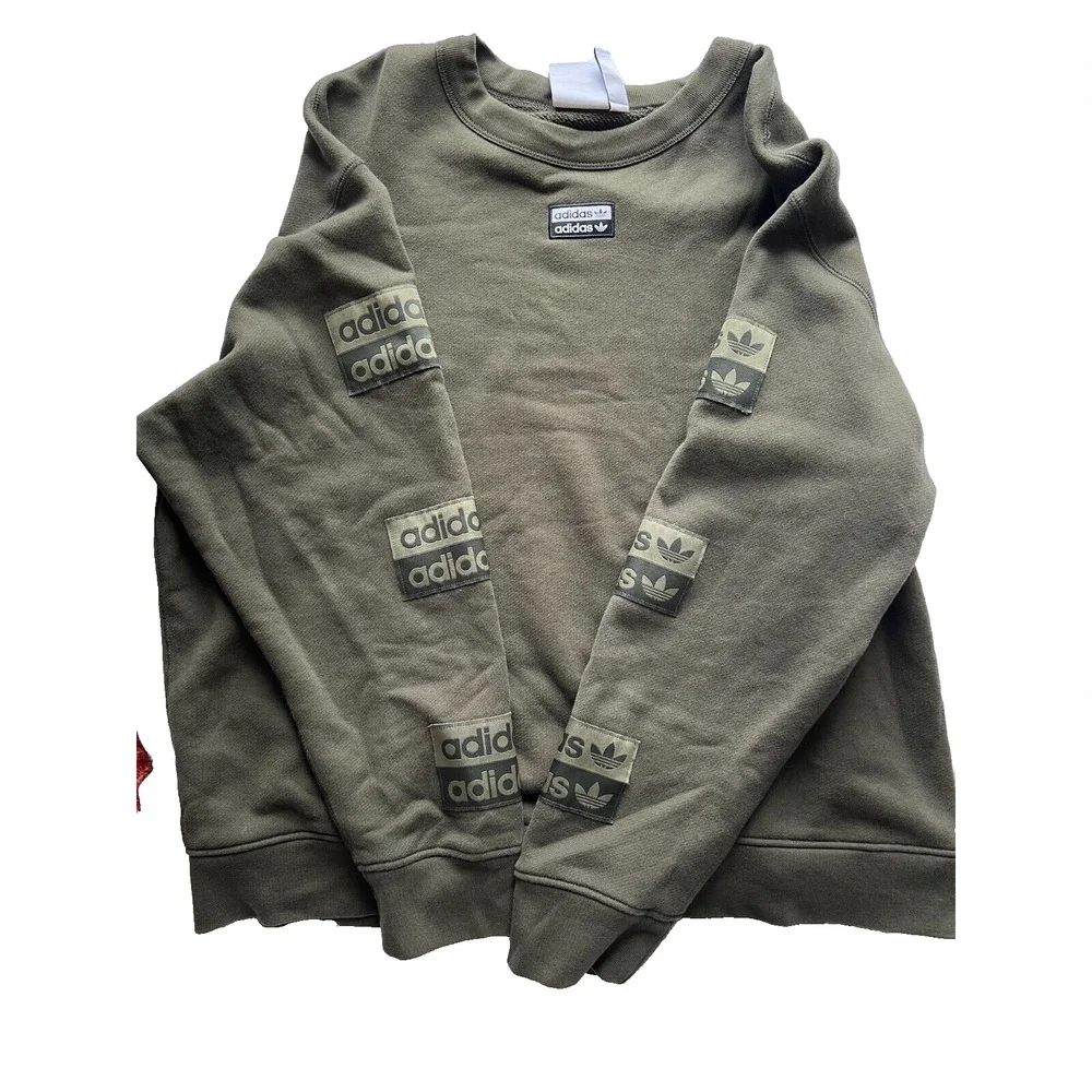 NWOT Adidas originals Men's Sporty casual patchwork logo Sleeves Sweatshirt Sz-L